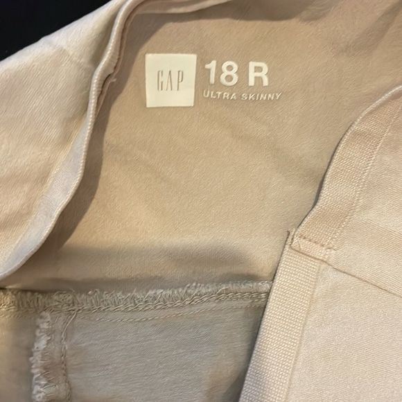 GAP- MATERNITY PANTS➡️1 Shorts-5 items - Picture 9 of 14